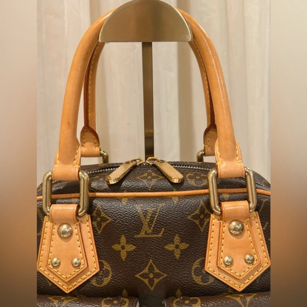 💯% Authentic Louis Vuitton ManhattanPM Monogram Handbag✨ - Picture 5 of 17
